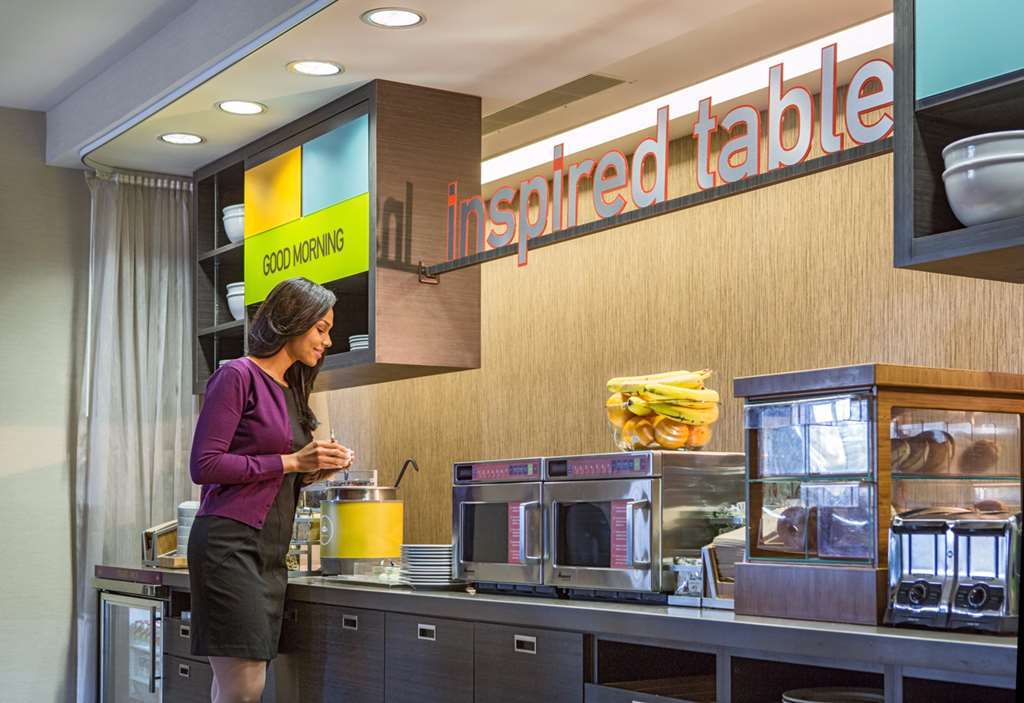 Home2 Suites By Hilton באולינג גרין מסעדה תמונה